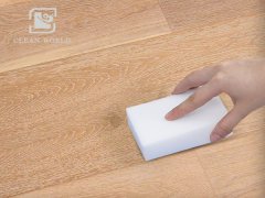 木地板縫隙太臟怎么處理？使用納米海綿一擦即凈